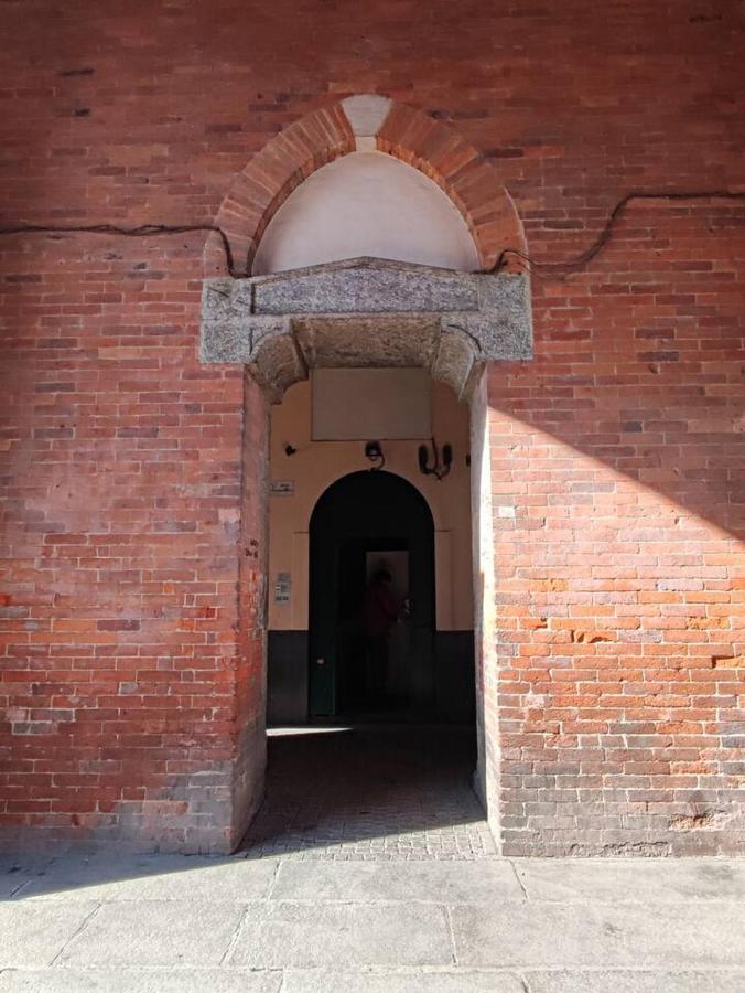 Ticinese 38 - Incantevole Appartamento Nel Centro มิลาน ภายนอก รูปภาพ